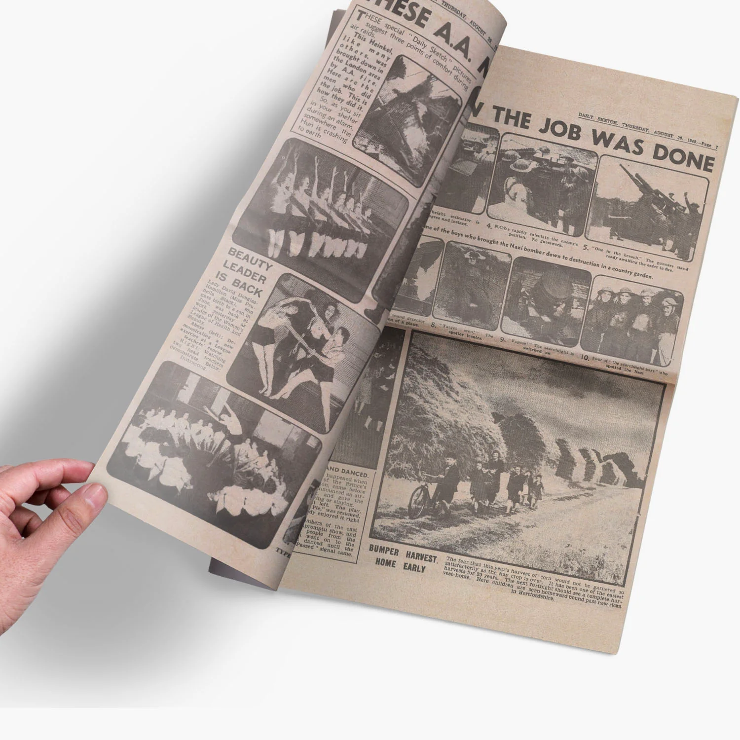 29th August 1940 - The Blitz of London Newspaper - Image 3